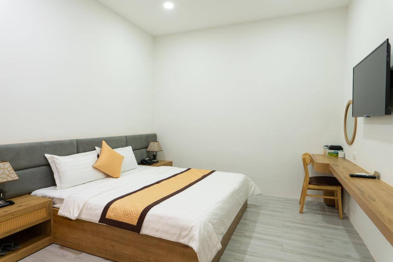 Khang Hy Hotel Buon Ma Thuot Exterior photo